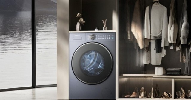 Máy giặt sấy đầu tiên có khả năng dùng AI mô phỏng hoạt động giặt tay