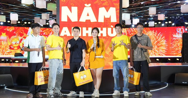Bộ đôi hot streamer nhà Refund Gaming gây sốt cùng Vũ Trụ Gunny