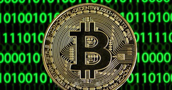 Năm 2023, giá Bitcoin có thể giảm 70% và giá vàng có thể tăng 30% lên 2.250 USD⁄ounce