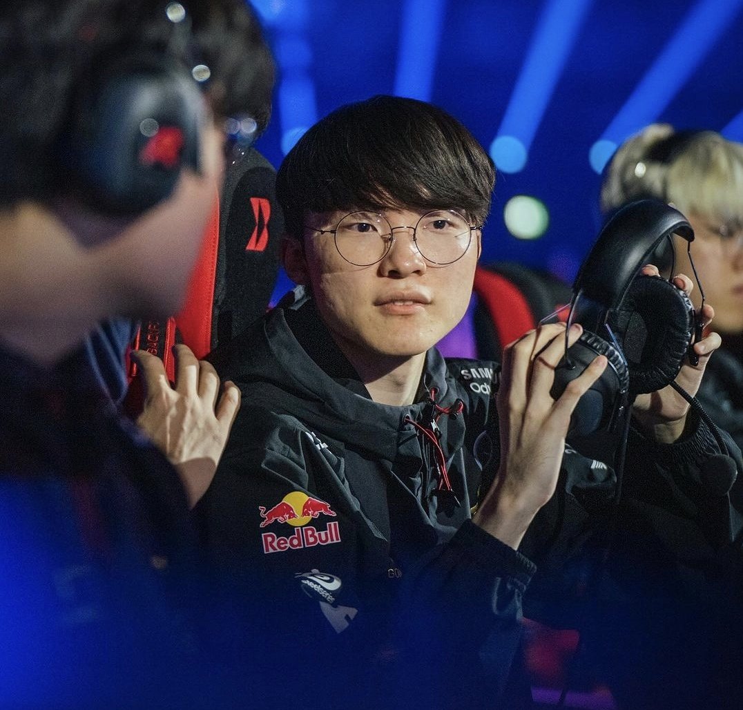 T1 Faker: “Tôi vẫn sẽ không ngừng nghỉ truyền cảm hứng cho giới trẻ”