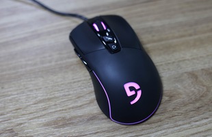 Fuhlen G92S: Chuột gaming 'bất tử' dành cho game thủ tay to