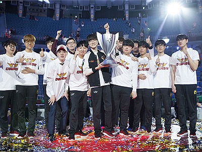 SKT T1 đả bại Griffin 3-0, vô địch LCK Mùa Xuân 2019: Không còn nghi ngờ gì nữa, tuyển LMHT số 1 là đây!