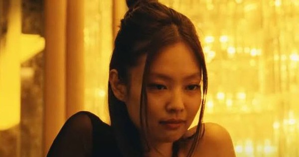 Cảnh nóng dày đặc ở tập 2 phim có Jennie (BlackPink)