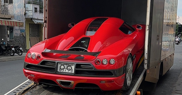 Koenigsegg CCX độc nhất Việt Nam bất ngờ xuất nam tiến, CĐM đồng loạt gọi tên một người