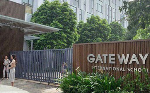 Vụ bé trai trường Gateway: ‘Không lý giải nổi ai là người thay áo cho cháu bé’