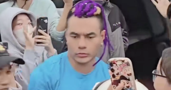 Lê Dương Bảo Lâm bỗng 