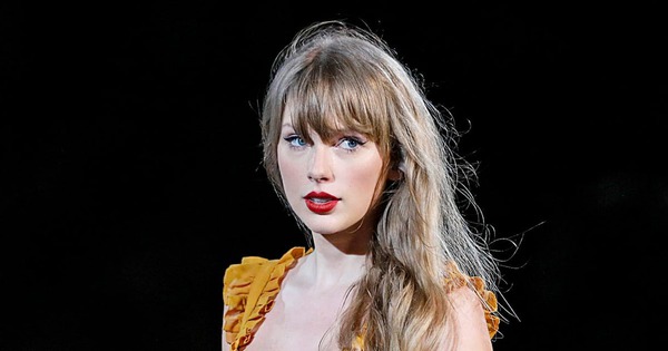 Taylor Swift ra toà trong vụ kiện quấy rối tình dục nóng nhất showbiz?