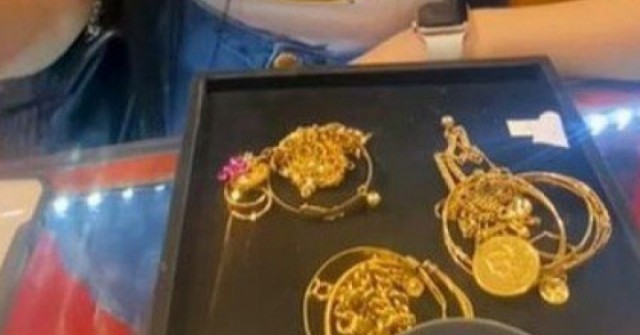 Mang vàng tìm thấy dưới gầm giường mẹ chồng đi kiểm tra, cặp đôi sốc nặng khi bán được 627 triệu đồng
