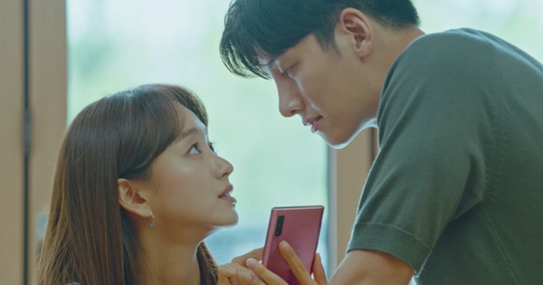 Học lỏm bí kíp cưa gái của Ji Chang Wook: Hết 