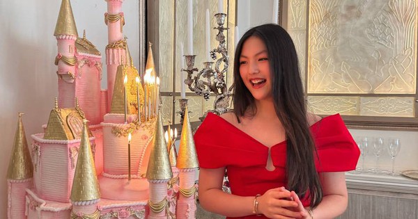 MC Lý Tương đăng ảnh mừng ái nữ Vương Thi Linh tròn 16 tuổi