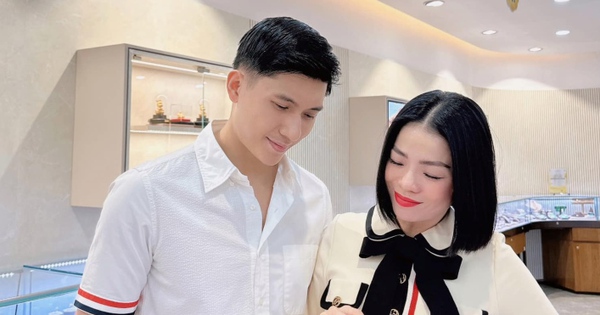 Sao Việt 14⁄1: Lâm Bảo Châu mua vàng tặng mẹ Lệ Quyên