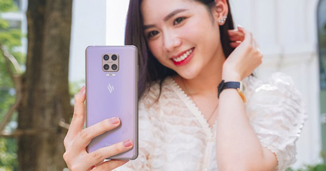 Giúp chị em sống ảo với những chú dế selfie thần thánh này