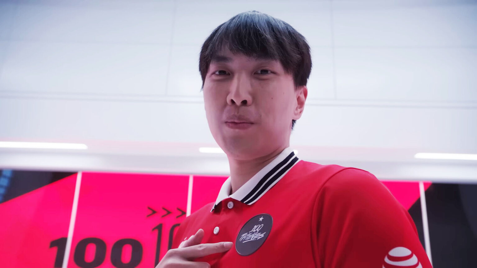 Lần đầu tiên trong đời, Doublelift công nhận “fan ruột” đang là xạ thủ hay nhất LCS