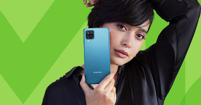 Ra mắt Galaxy M12 pin to 6000 mAh, giá cực “mềm”