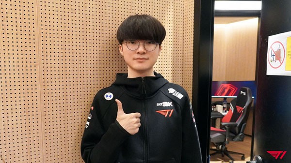 T1 Faker: “Đội hình xuất phát của chúng tôi vẫn chưa cố định, vì vậy tôi nghĩ mùa xuân chỉ là sự chuẩn bị”