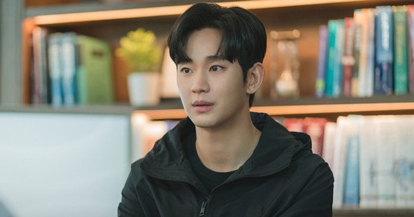 Kim Soo Hyun cầu cứu