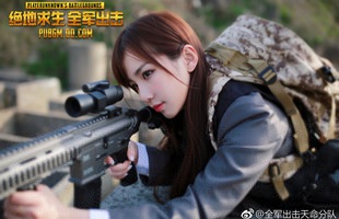 Sững sờ trước thần thái của cô nàng cosplay PUBG Mobile trong bộ đồng phục 