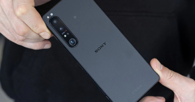 Hé lộ mẫu smartphone Xperia Compact mới từ Sony