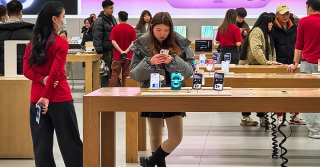 Người dùng chuyển sang smartphone Trung Quốc vì không còn hứng thú với iPhone