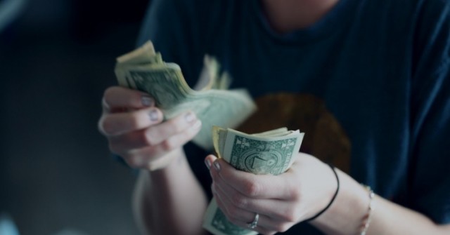 Người phụ nữ giả câm suốt 16 năm để nhận trợ cấp