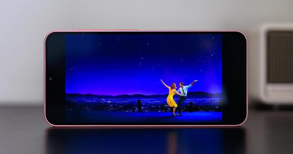 Galaxy A26 5G đôi bạn cùng tiến đối với các tín đồ yêu âm nhạc và mê phim ảnh