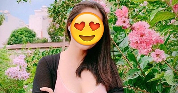 Ca sĩ Việt là 