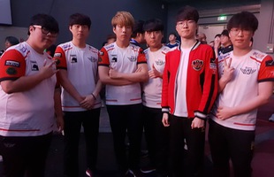 LMHT: Trở về từ Rift Rivals, SKT T1 lại tiếp tục thua trận và chỉ xếp hạng 7 sau lượt đi