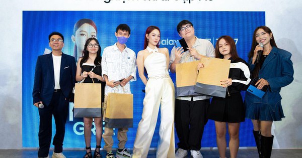 “Chị đẹp” Minh Hằng gây náo loạn sự kiện Galaxy Z Fold7 & Z Flip7, thị phạm loạt tính năng khiến fan rần rần