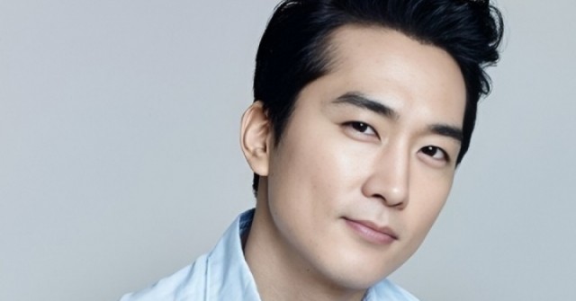 Song Seung Hun từng bị bạn gái bỏ vì 'tụ tập quá nhiều'