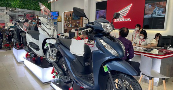 Giá xe máy Honda Vision mới nhất tháng 8/2025