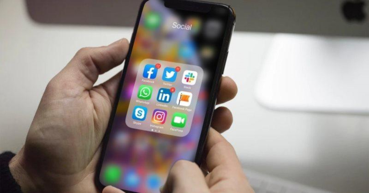 Facebook lo ngại trước những thay đổi về quyền riêng tư trên iPhone mới