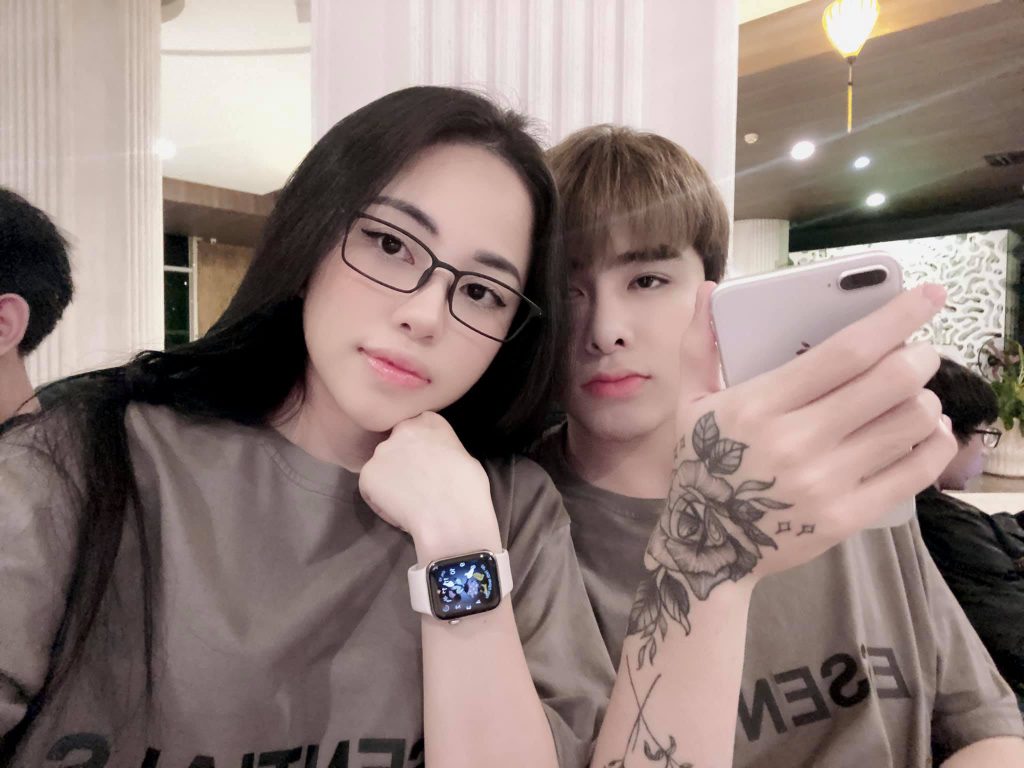 Zeros chính thức công khai hẹn hò với nữ streamer Lai Lai