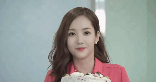 Park Min Young 18 tuổi đẹp không thể tin nổi: Nhan sắc trên cả tuyệt vời, nhìn hiện tại chỉ thấy tiếc nuối