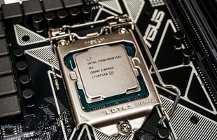 Chỉ những ai may mắn mới mua được bộ Intel Coffee Lake chiến game!