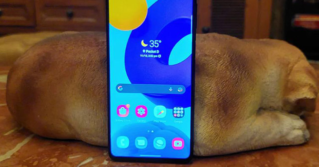 Galaxy M52 5G có xứng là ông vua phân khúc?