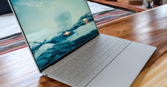 So kè “siêu phẩm laptop Windows” với MacBook Pro 14