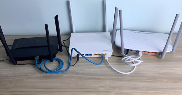 Modem WiFi nên đặt xa bao nhiêu để an toàn?