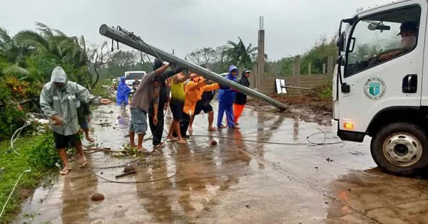 Philippines chạy đua đối phó với bão Usagi