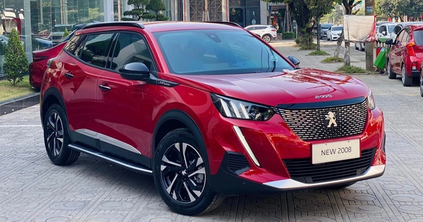 Loạt SUV đô thị đua giảm giá mạnh cuối năm: CX-30 giảm 91 triệu, HR-V khuyến mại 150 triệu