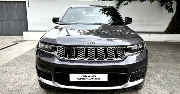 Jeep và RAM tăng giá tại VN: Cao nhất 200 triệu đồng, giá RAM 1500 TRX ngang xe sang Lexus LX 600