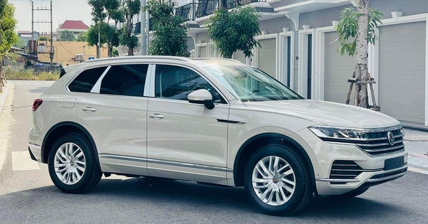 Vừa ra mắt tại Việt Nam, Volkswagen Touareg đã tăng giá 100 triệu đồng