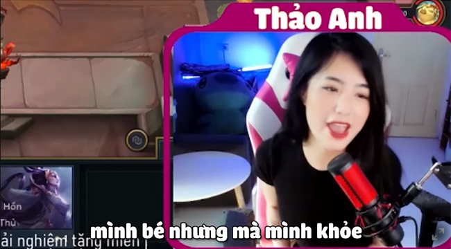 Streamer Thảo Anh từng cosplay Seraphine lên sóng có pha tư vấn tình cảm khiến fan đỏ cả mặt