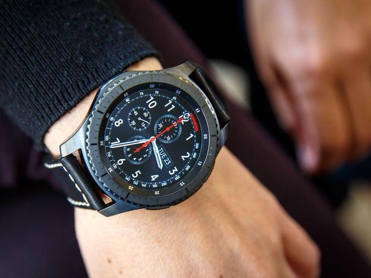 Rộ tin Samsung ra mắt Gear S4 trong tháng 8