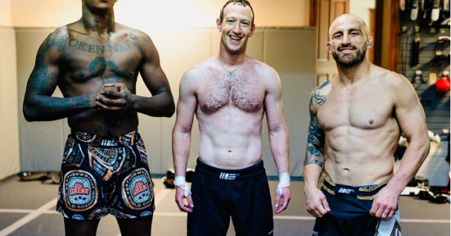 Mark Zuckerberg tung ảnh tập MMA 