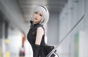 Lại ngất ngây với cosplay cô nàng 2B trong Nier: Automata