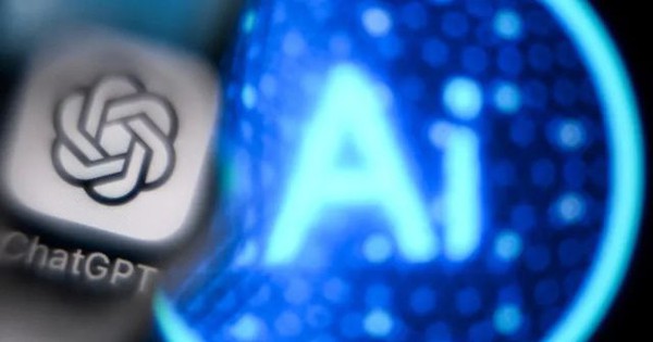 Người phụ nữ có "bạn trai" AI than khóc vì mất đi người yêu sau khi ChatGPT được nâng cấp