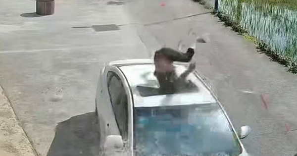 Ngã khỏi mái nhà, người đàn ông rơi trúng ô tô và cái kết