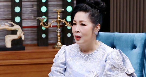 NSND Hồng Vân bức xúc lên tiếng về thông tin liên quan đến 
