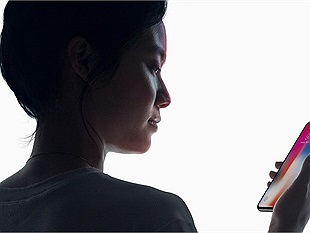 Chuyện lạ đời: Trung Quốc bán mặt nạ chống sử dụng FaceID