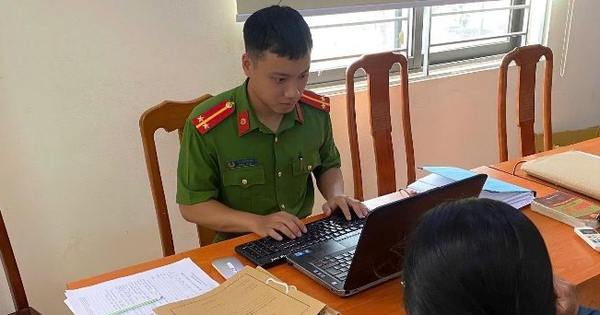 Nữ sinh 2007 gọi điện mẹ chuyển khoản 150 triệu đồng, 1 tiếng sau bị công an đưa đi